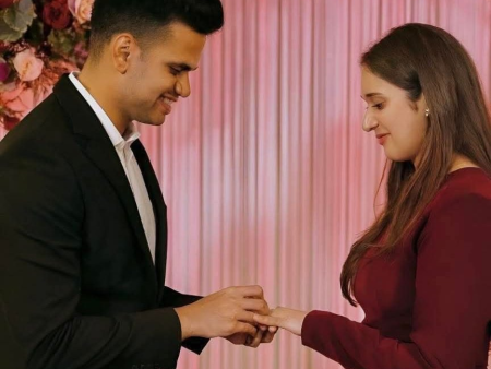 Love Takes Center Stage: Arjun Tendulkar Gets Engaged to Mumbai Entrepreneur Saaniya Chandok